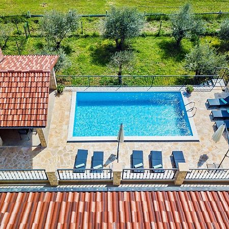 Luxury Stone Villa With Pool - Brisevo Exterior photo