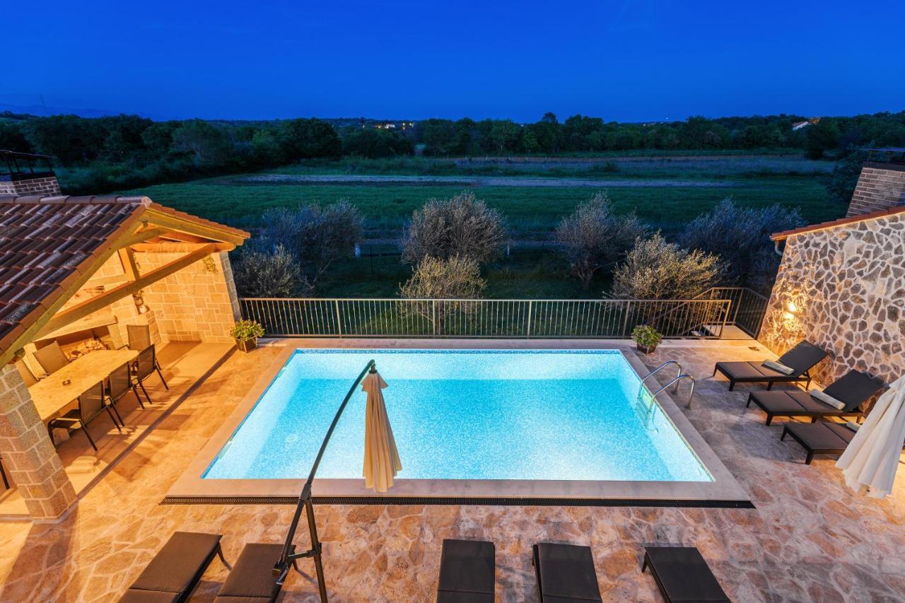 Luxury Stone Villa With Pool - Brisevo Exterior photo