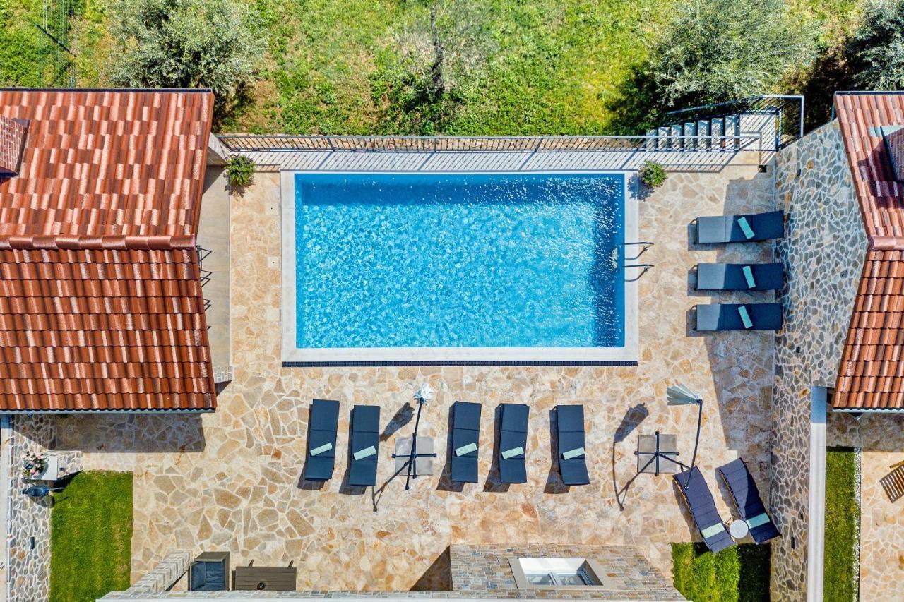Luxury Stone Villa With Pool - Brisevo Exterior photo